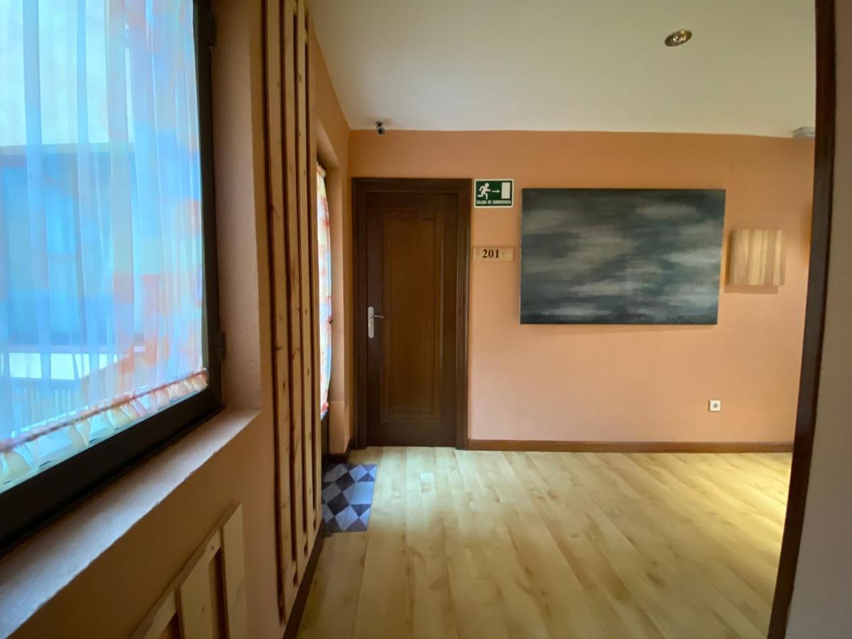 Hotel Concejo 2*